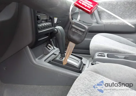 2000 Isuzu Rodeo Ls/Lse/S 3.2L z USA, uszkodzony, nr VIN 4S2CK58W4Y4313400